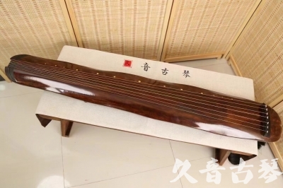 乐山市●久音古琴  ●今日推荐  20240321【收藏级断纹小蕉叶】